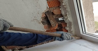 Демонтаж оконных откосов по выгодной цене от 511 руб. в Горно-Алтайске - Сварной-Грн